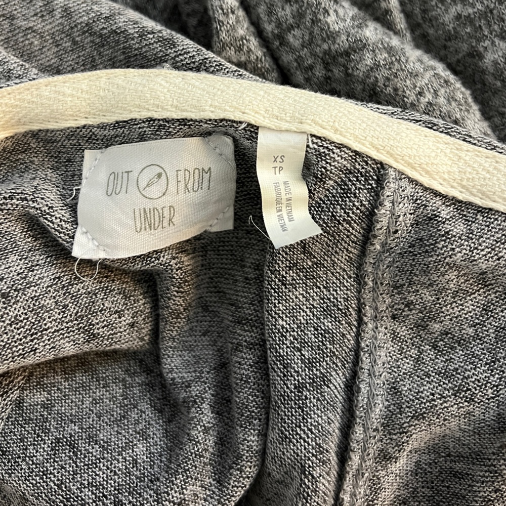 Cropped Lightweight Full Zip Hoodie - Picture 2 of 4